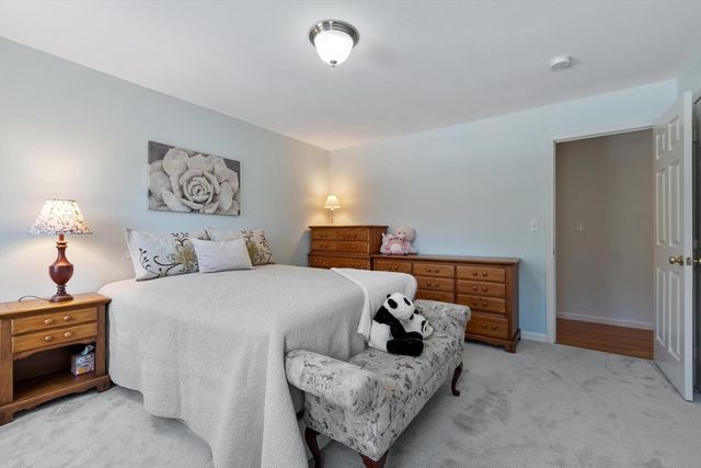 309 Reservoir Rd, Lunenburg, MA 01462