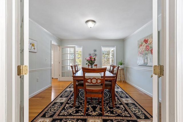 309 Reservoir Rd, Lunenburg, MA 01462