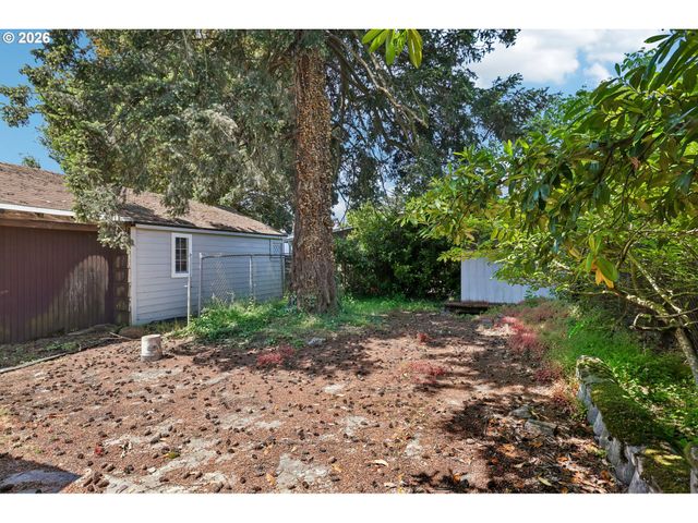 1637 Ne 75TH Ave, Portland, OR 97213