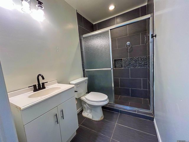 5244 Bangor Dr, Baton Rouge, LA 70814