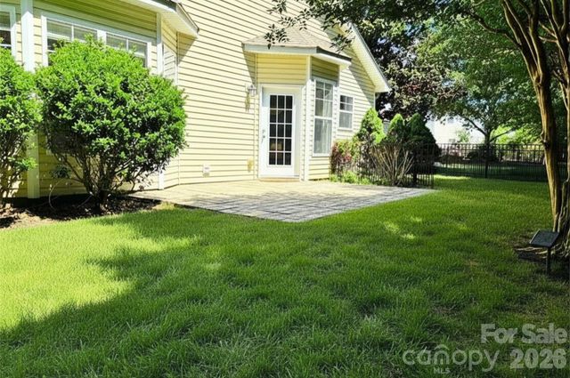 1022 Fleming Lane, Matthews, NC 28104