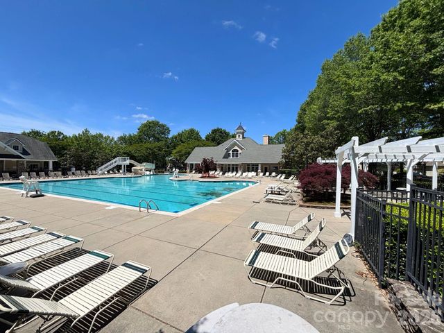 1022 Fleming Lane, Matthews, NC 28104