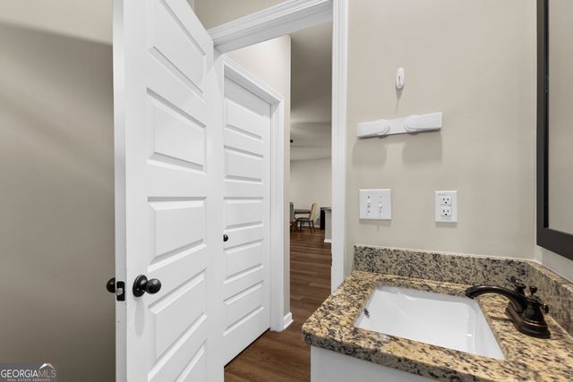 5654 Wyncreek Circle SW, South Fulton, GA 30331