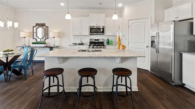 6716 Scarlet Oak Way, Flowery Branch, GA 30542