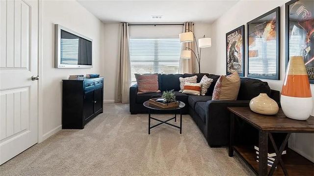 6716 Scarlet Oak Way, Flowery Branch, GA 30542