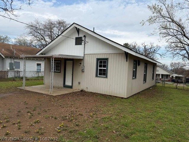 1806 S S Street, Fort Smith, AR 72901