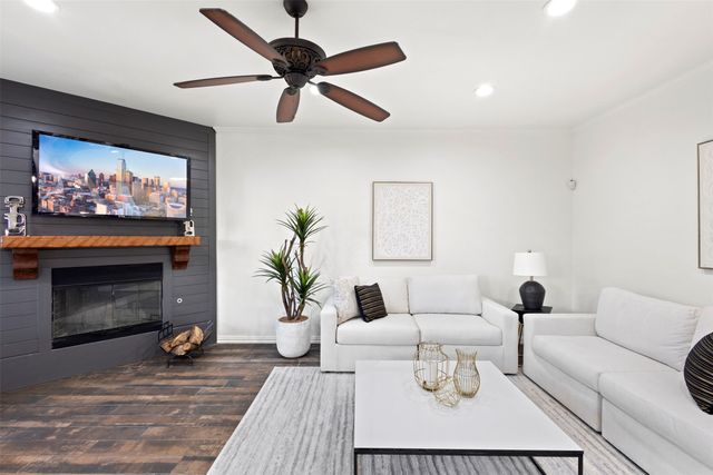 12026 Yoakum Drive, Frisco, TX 75035