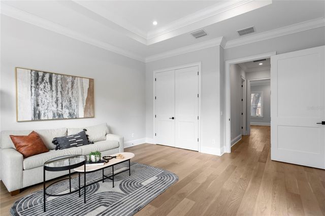 4614 W LOWELL AVENUE, Tampa, FL 33629