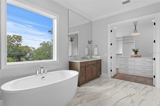 4614 W LOWELL AVENUE, Tampa, FL 33629