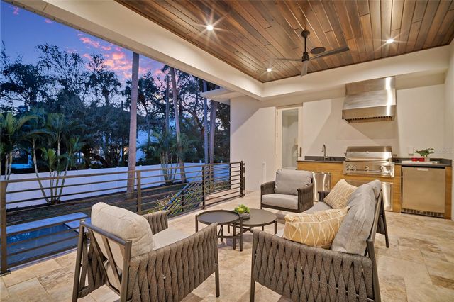 4614 W LOWELL AVENUE, Tampa, FL 33629