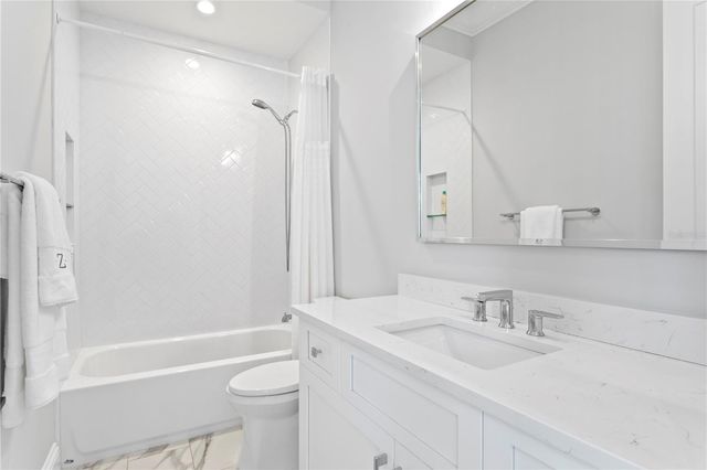 4614 W LOWELL AVENUE, Tampa, FL 33629