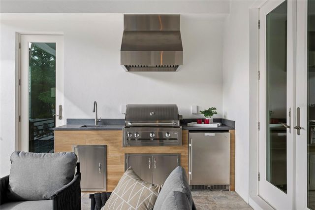 4614 W LOWELL AVENUE, Tampa, FL 33629