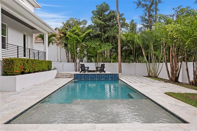 4614 W LOWELL AVENUE, Tampa, FL 33629