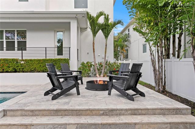 4614 W LOWELL AVENUE, Tampa, FL 33629