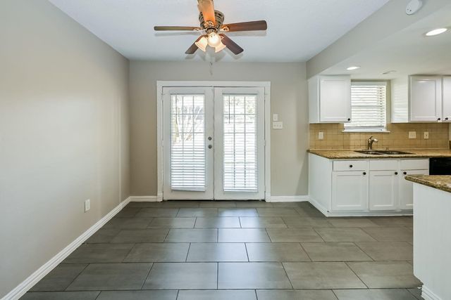 1810 Runaway Scrape Court, Richmond, TX 77406
