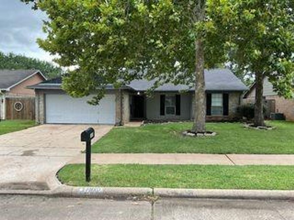 1810 Runaway Scrape Court, Richmond, TX 77406