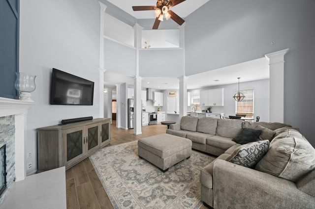 3101 Red Maple Drive, Friendswood, TX 77546