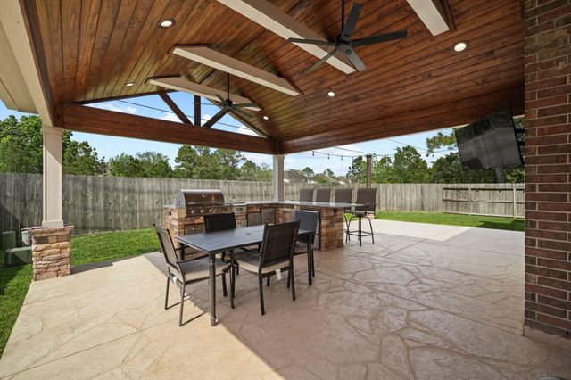 3101 Red Maple Drive, Friendswood, TX 77546