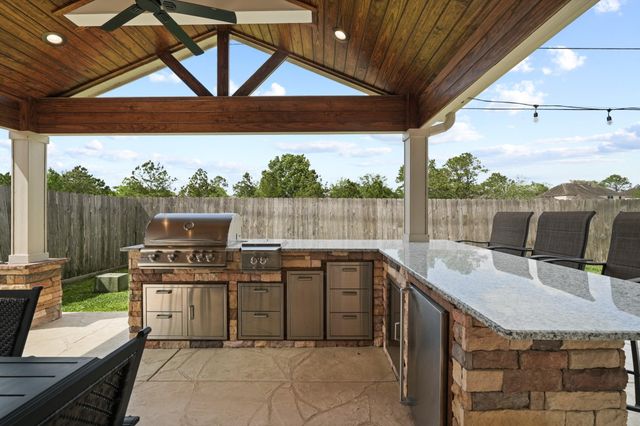 3101 Red Maple Drive, Friendswood, TX 77546
