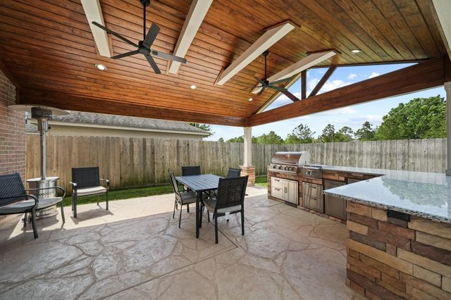 3101 Red Maple Drive, Friendswood, TX 77546