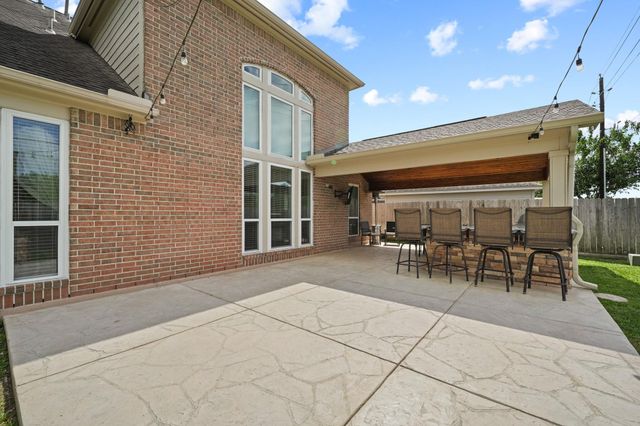 3101 Red Maple Drive, Friendswood, TX 77546