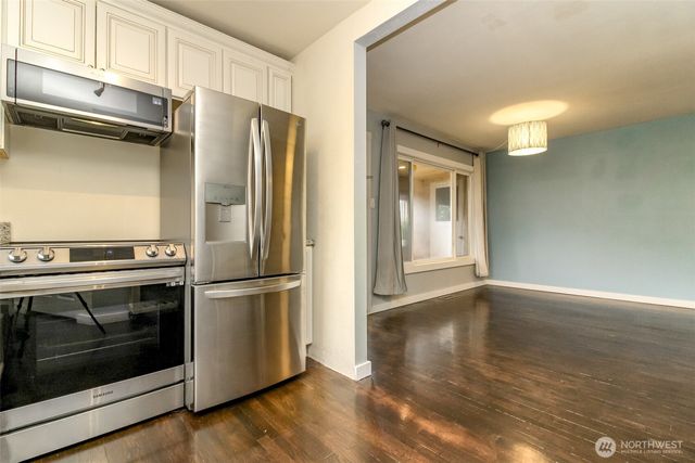 1005 E 57th Street, Tacoma, WA 98404