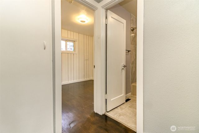 1005 E 57th Street, Tacoma, WA 98404