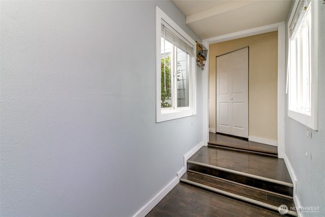 1005 E 57th Street, Tacoma, WA 98404