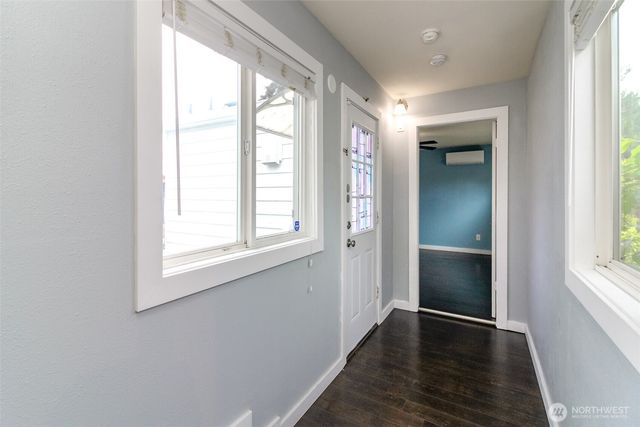 1005 E 57th Street, Tacoma, WA 98404
