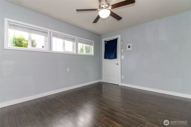 1005 E 57th Street, Tacoma, WA 98404