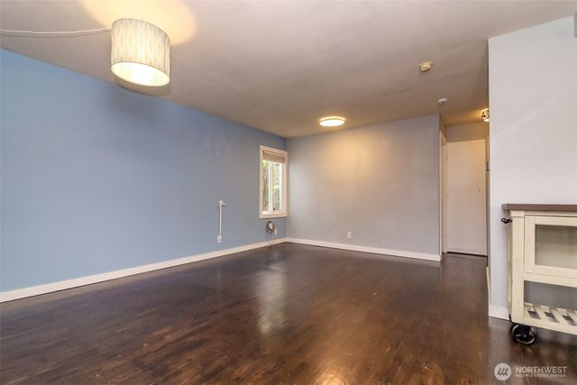 1005 E 57th Street, Tacoma, WA 98404