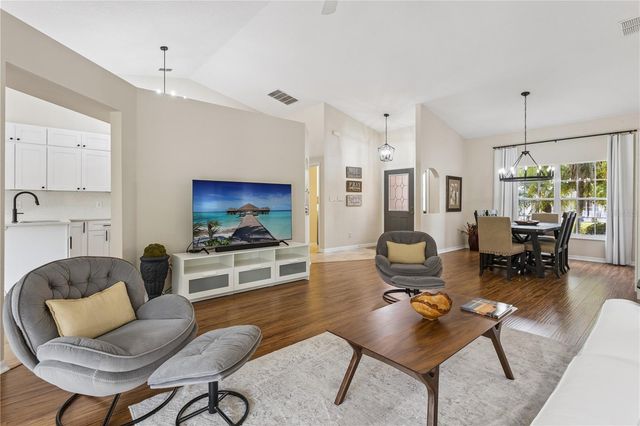 4803 SAWGRASS LAKE CIRCLE, Leesburg, FL 34748