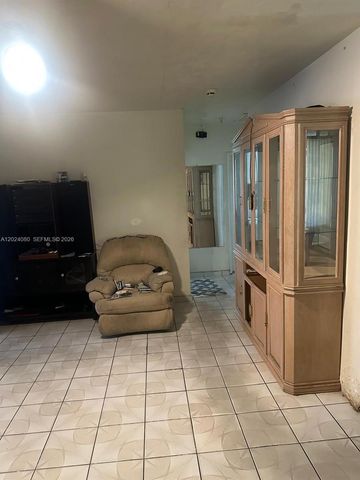 12555 NW 10th Ave, North Miami, FL 33168
