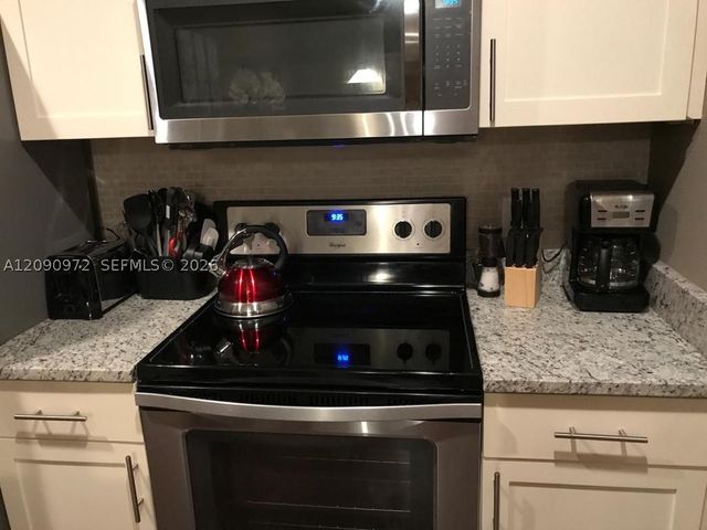 8987 SHINE DRIVE, Kissimmee, FL 34747