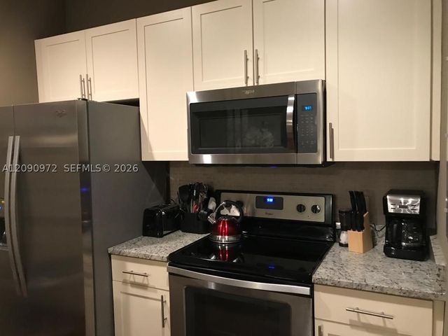 8987 SHINE DRIVE, Kissimmee, FL 34747