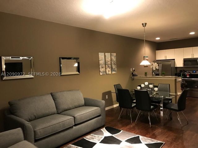 8987 SHINE DRIVE, Kissimmee, FL 34747
