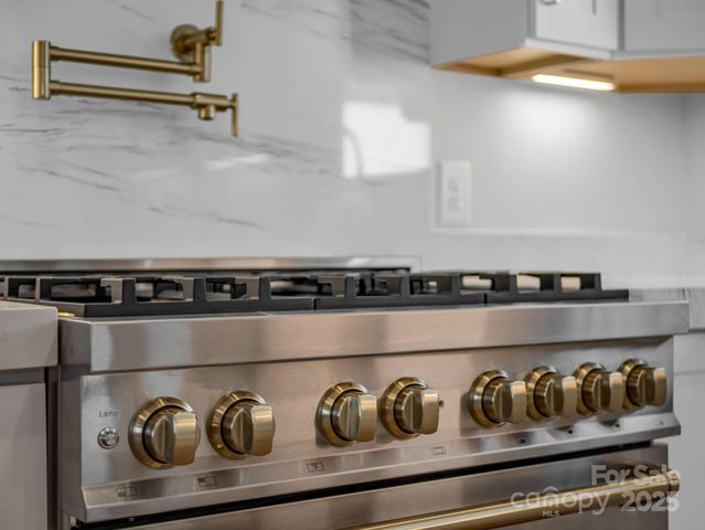 135 Hilltop Street, Morganton, NC 28655