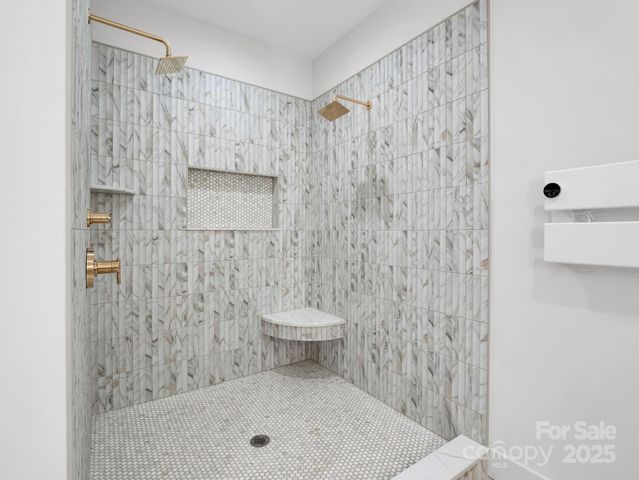 135 Hilltop Street, Morganton, NC 28655