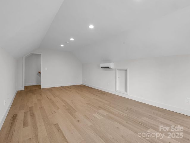 135 Hilltop Street, Morganton, NC 28655