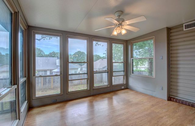 4100 Austin Lakes Circle, Sherwood, AR 72120