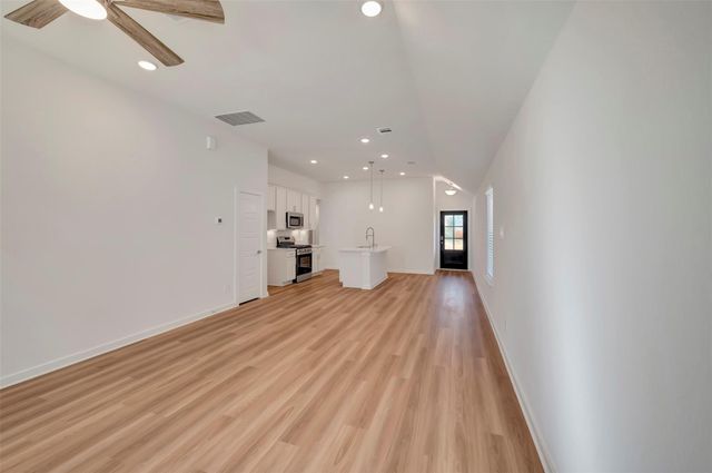 10337 Navarro Path, Montgomery, TX 77316