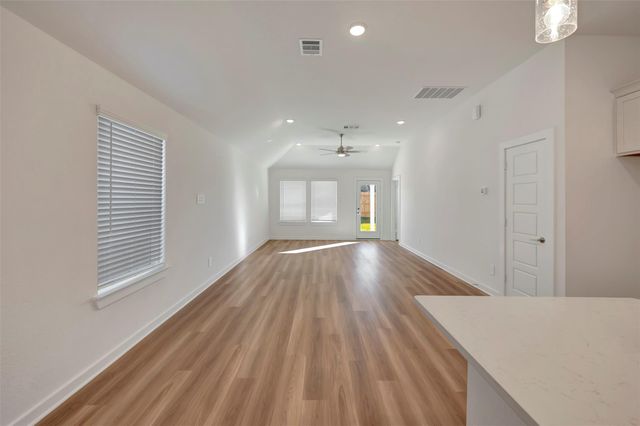 10337 Navarro Path, Montgomery, TX 77316