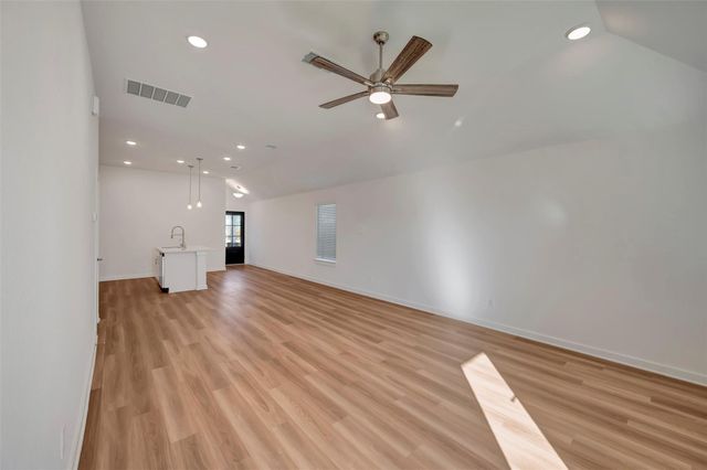 10337 Navarro Path, Montgomery, TX 77316