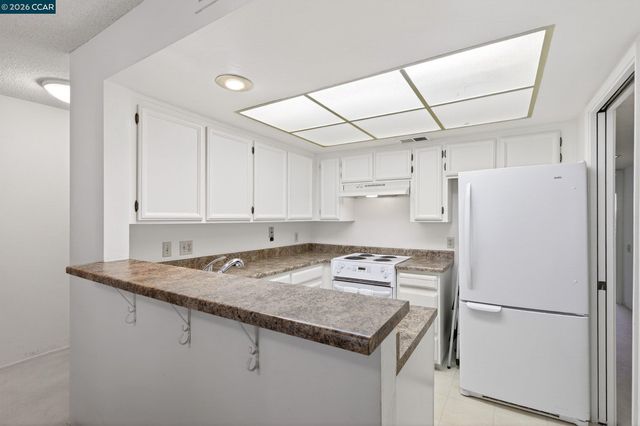 1621 Ptarmigan Dr. 2A, Walnut Creek, CA 94595