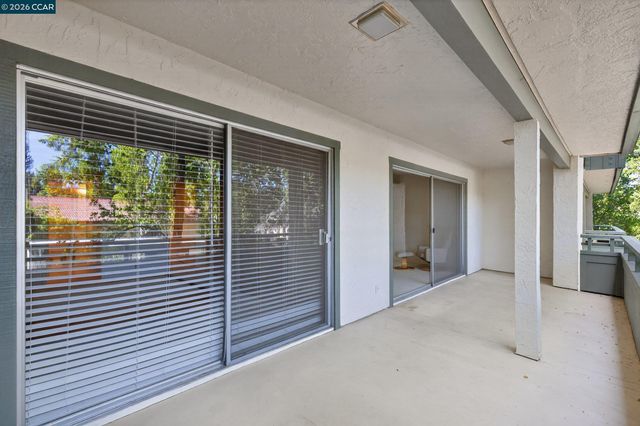 1621 Ptarmigan Dr. 2A, Walnut Creek, CA 94595