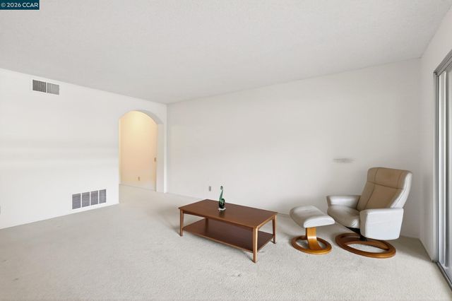 1621 Ptarmigan Dr. 2A, Walnut Creek, CA 94595