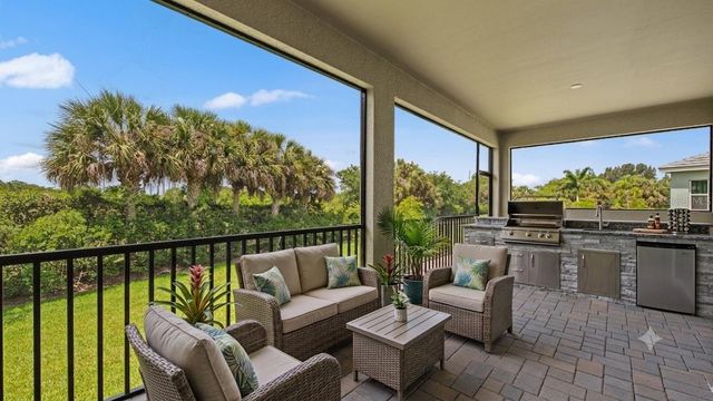 11540 VERANDAH PALM COURT, Fort Myers, FL 33905