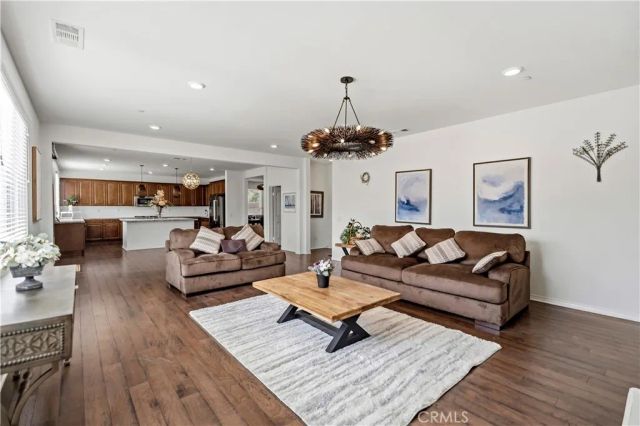 6882 Keyway Court, Jurupa Valley, CA 91752