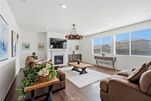 6882 Keyway Court, Jurupa Valley, CA 91752