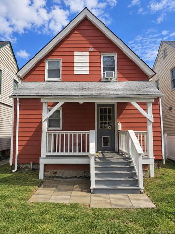 291 Clinton Avenue, Cedarhurst, NY 11516